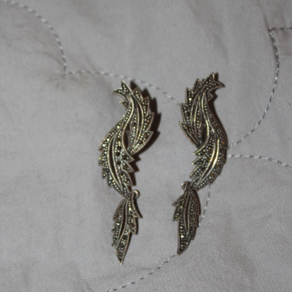 vintage style drop earrings